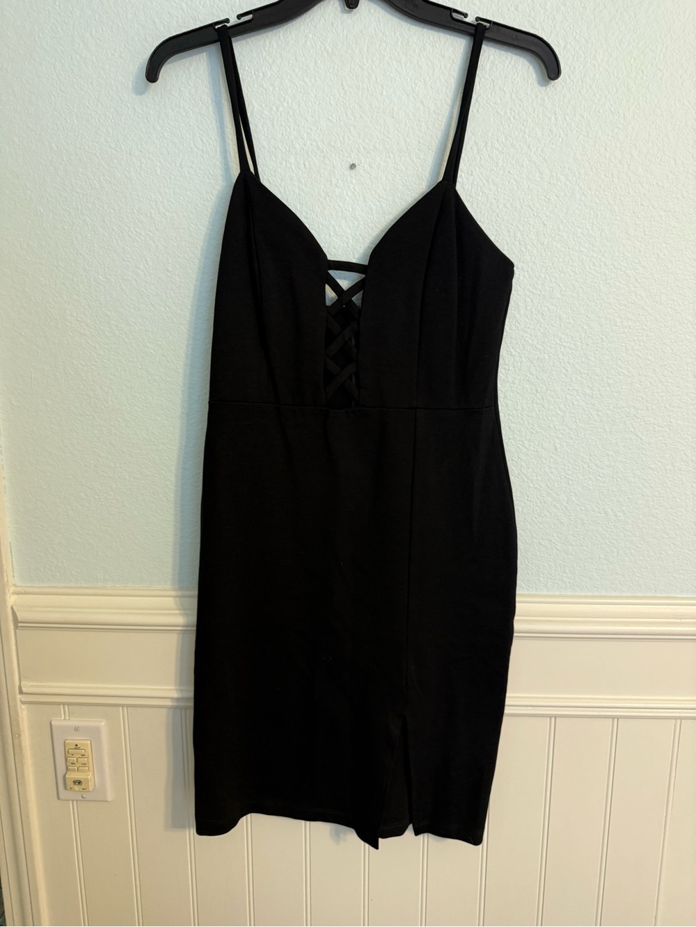 Tobi Black Crisscross V-Neck Mini Dress